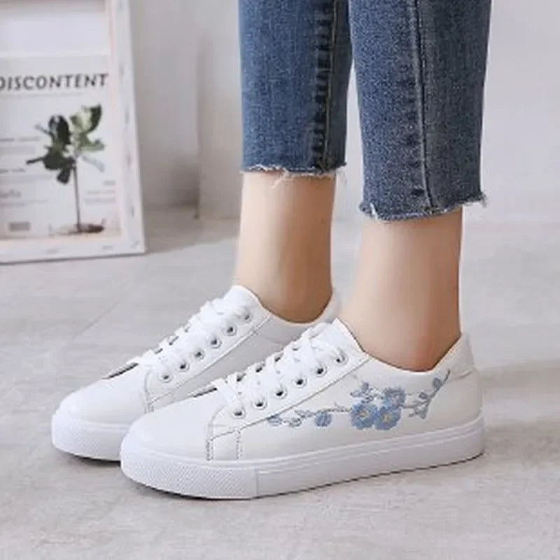 Sapatos femininos correndo primavera outono moda branco respirável bordado flor rendas tênis casuais zapatos