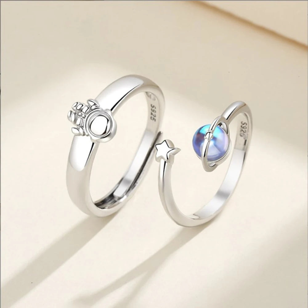 Anéis de casal feliz planeta astronauta moonstone casal anel feminino masculino namoro anel para casal presente