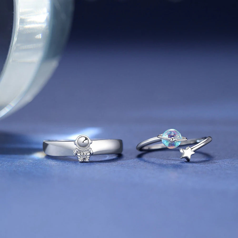 Anéis de casal feliz planeta astronauta moonstone casal anel feminino masculino namoro anel para casal presente